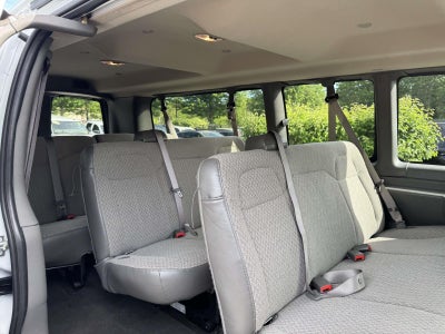 2025 Chevrolet Express Passenger RWD 3500 Extended Wheelbase LT