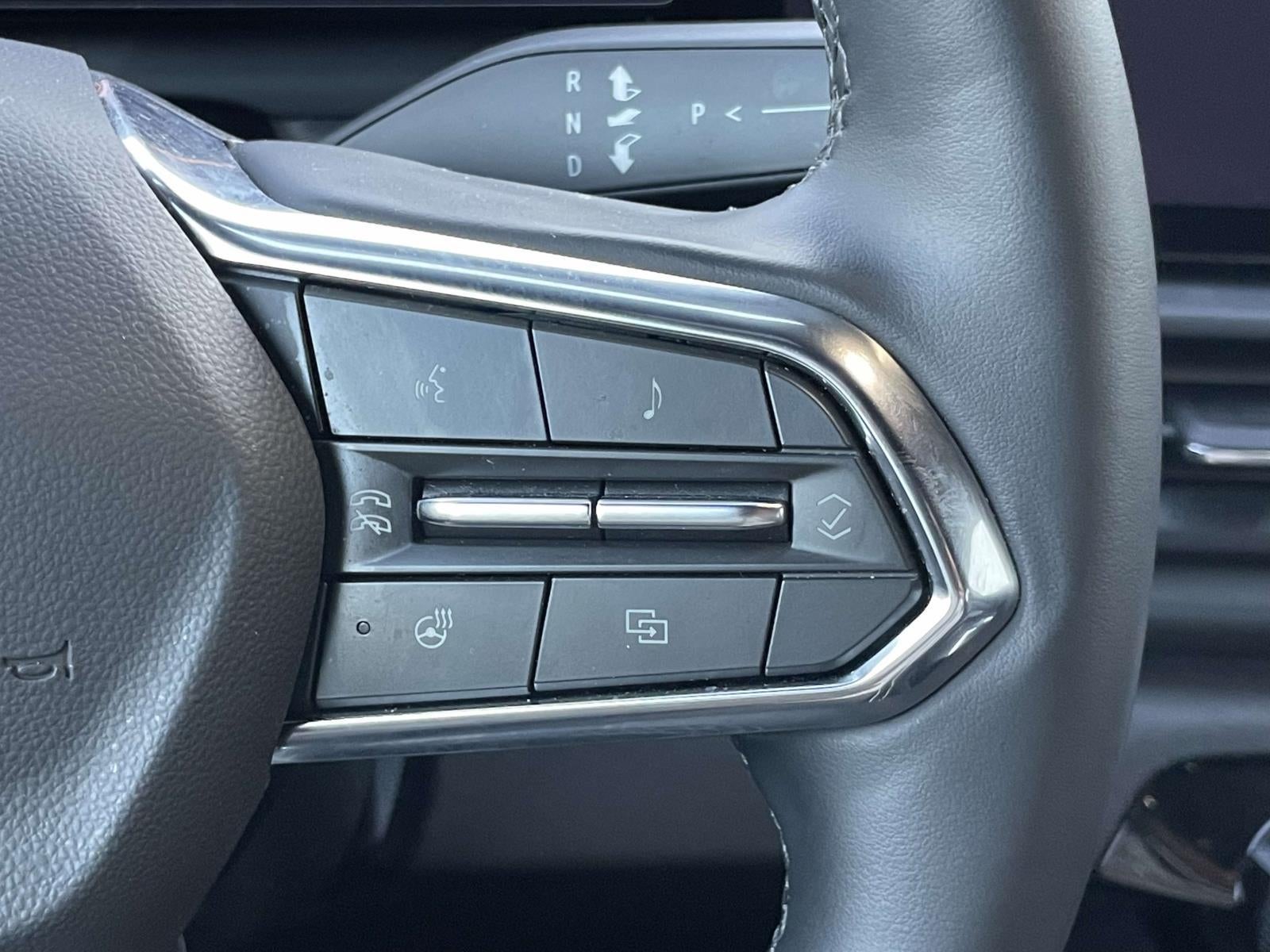 2025 Chevrolet Silverado EV LT