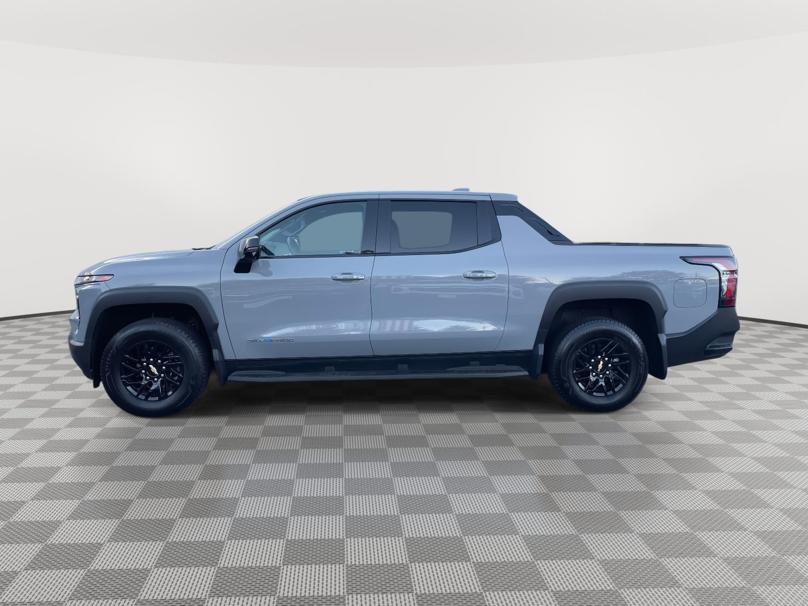 2025 Chevrolet Silverado EV LT