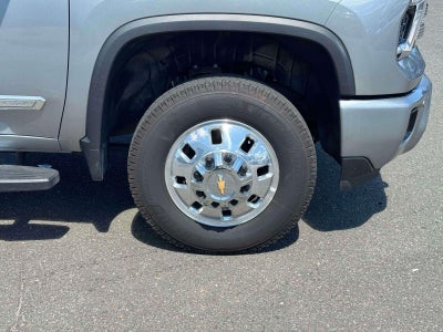 2025 Chevrolet Silverado 3500HD Crew Cab, Long Bed, High Country Dual Rear Wheel, 4WD