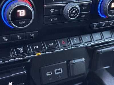 2022 Chevrolet Silverado 2500HD 4WD Crew Cab Long Bed High Country