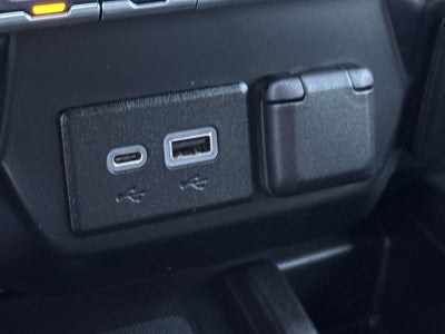 2022 Chevrolet Silverado 2500HD 4WD Crew Cab Long Bed High Country