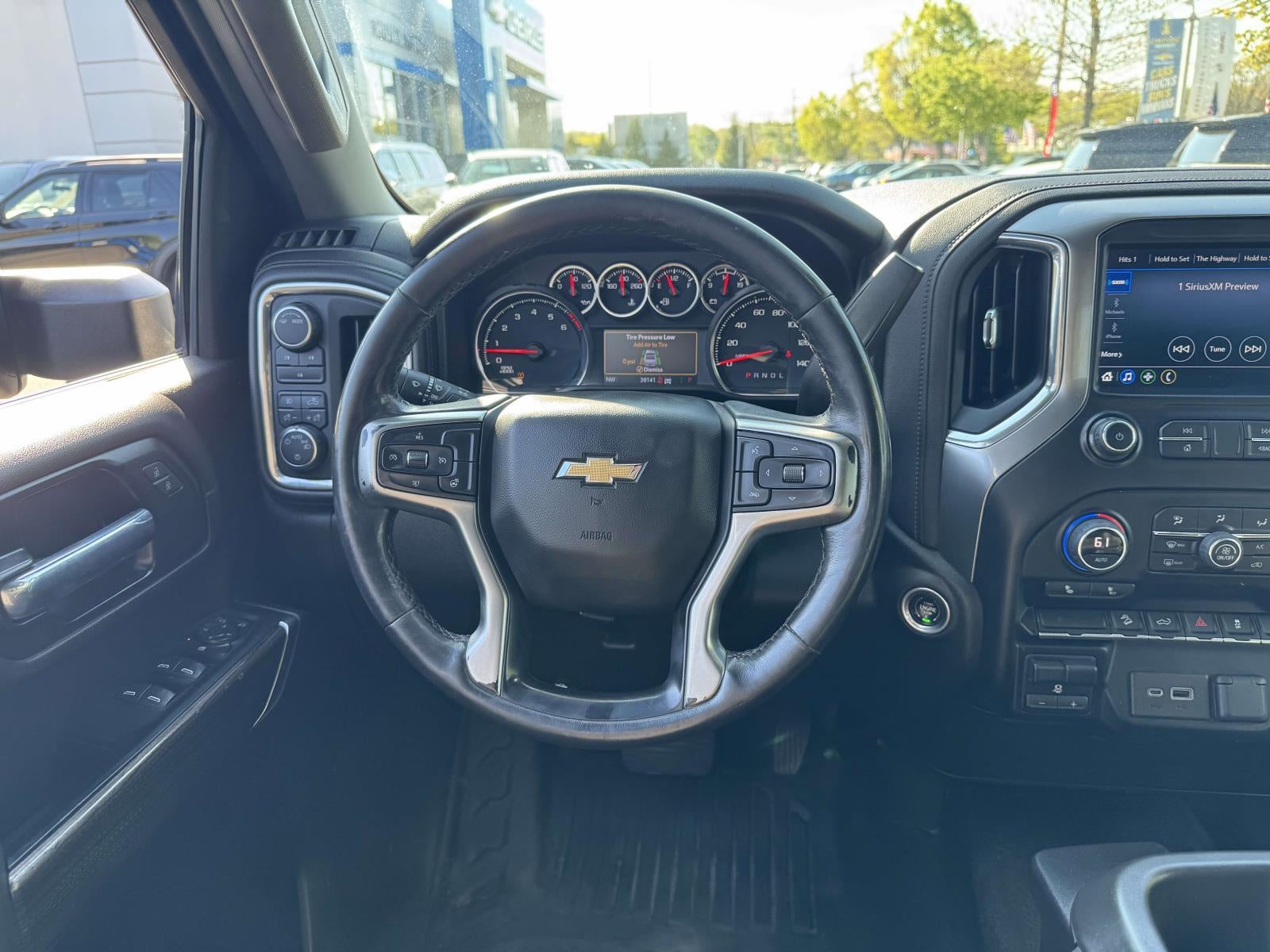 2022 Chevrolet Silverado 3500HD 4WD Crew Cab Standard Bed LT