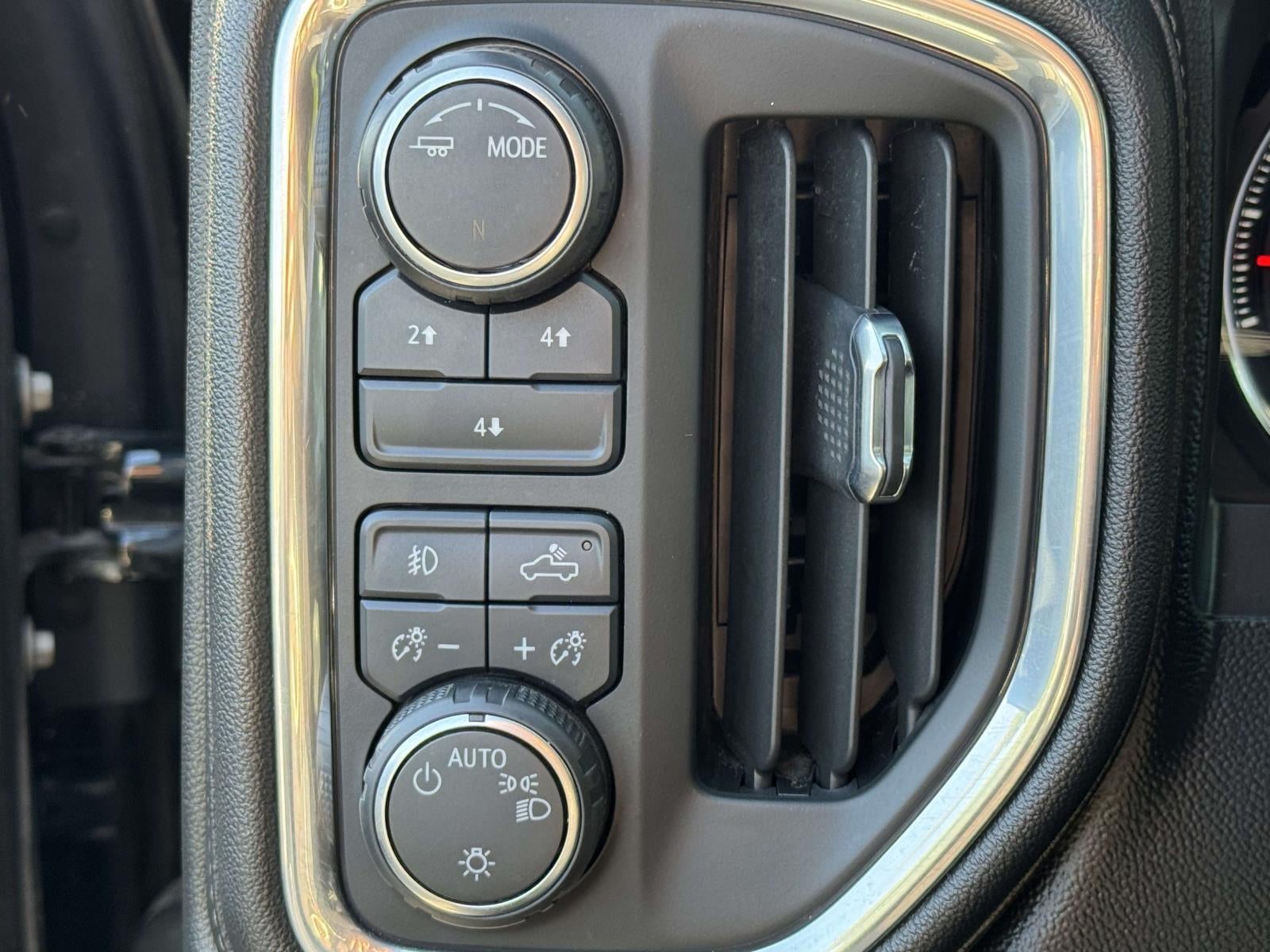 2022 Chevrolet Silverado 3500HD 4WD Crew Cab Standard Bed LT