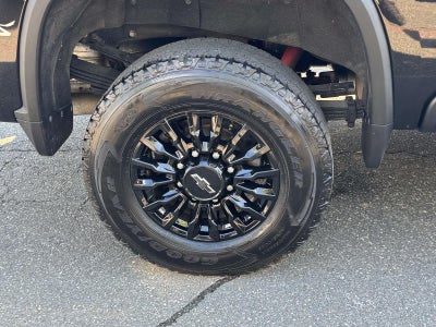 2022 Chevrolet Silverado 3500HD 4WD Crew Cab Standard Bed LT