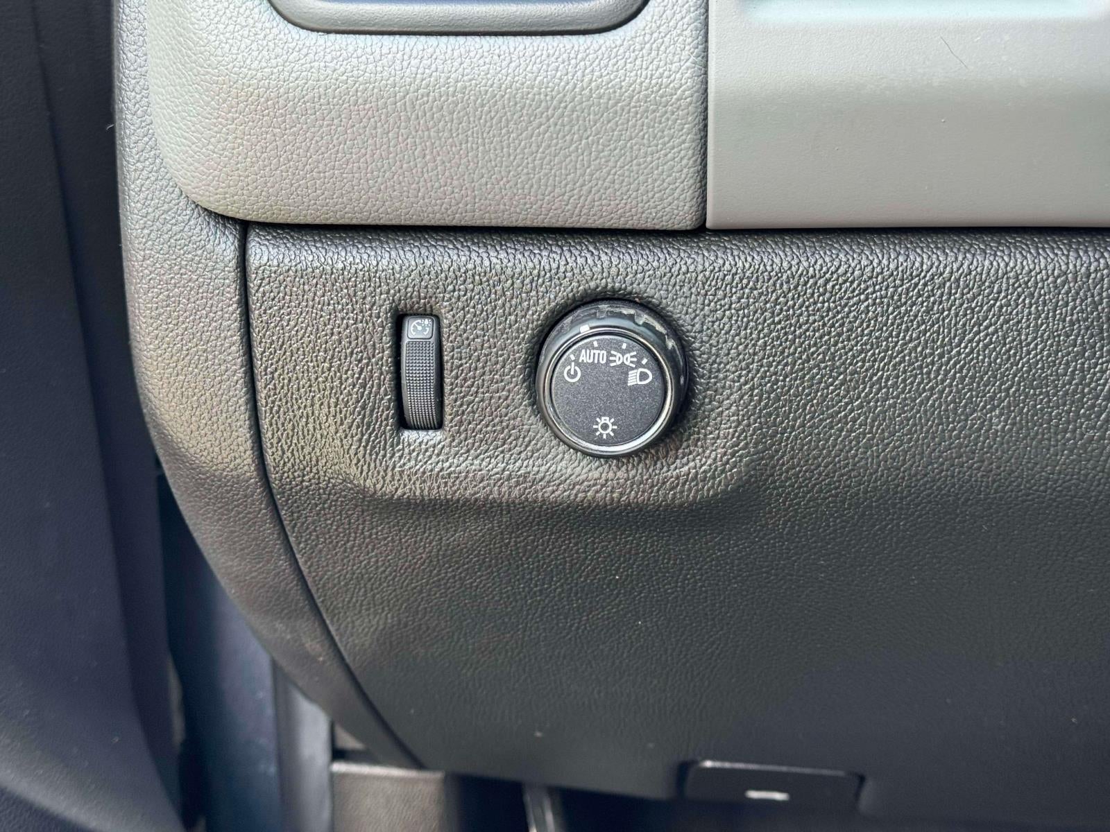 2022 Chevrolet Colorado 2WD Crew Cab Short Box WT