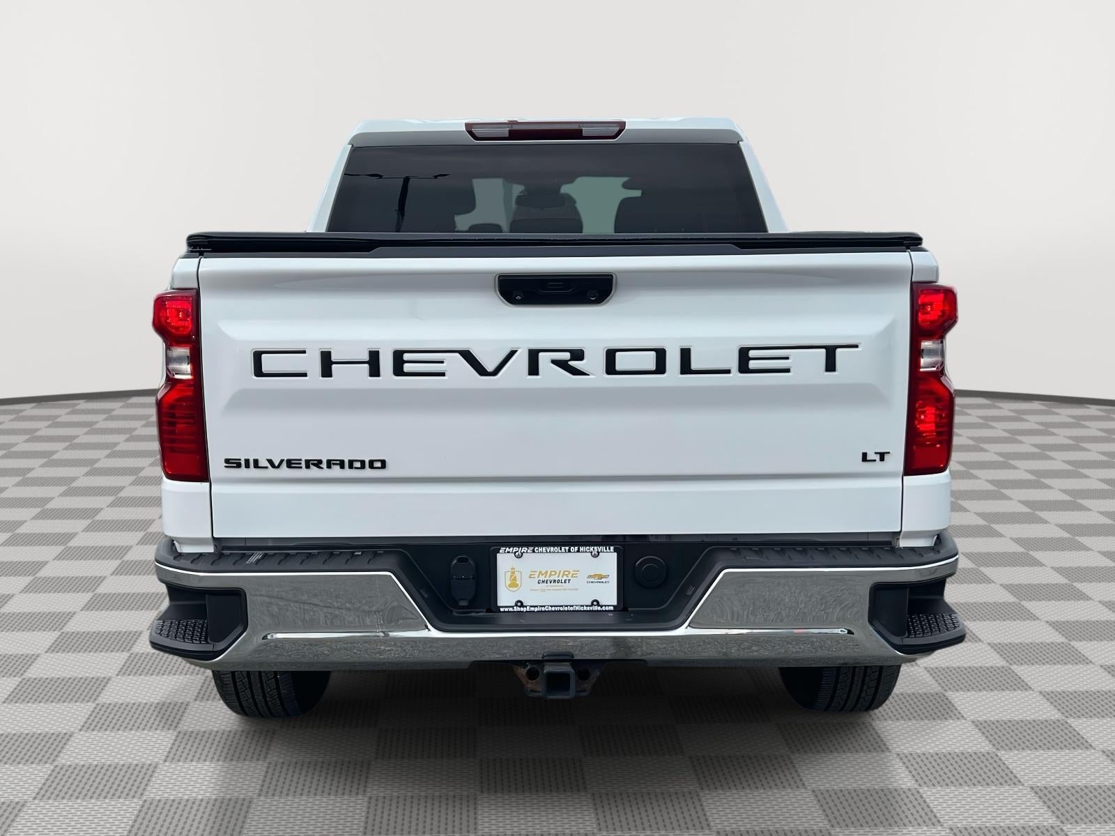 2022 Chevrolet Silverado 1500 4WD Crew Cab Standard Bed LT
