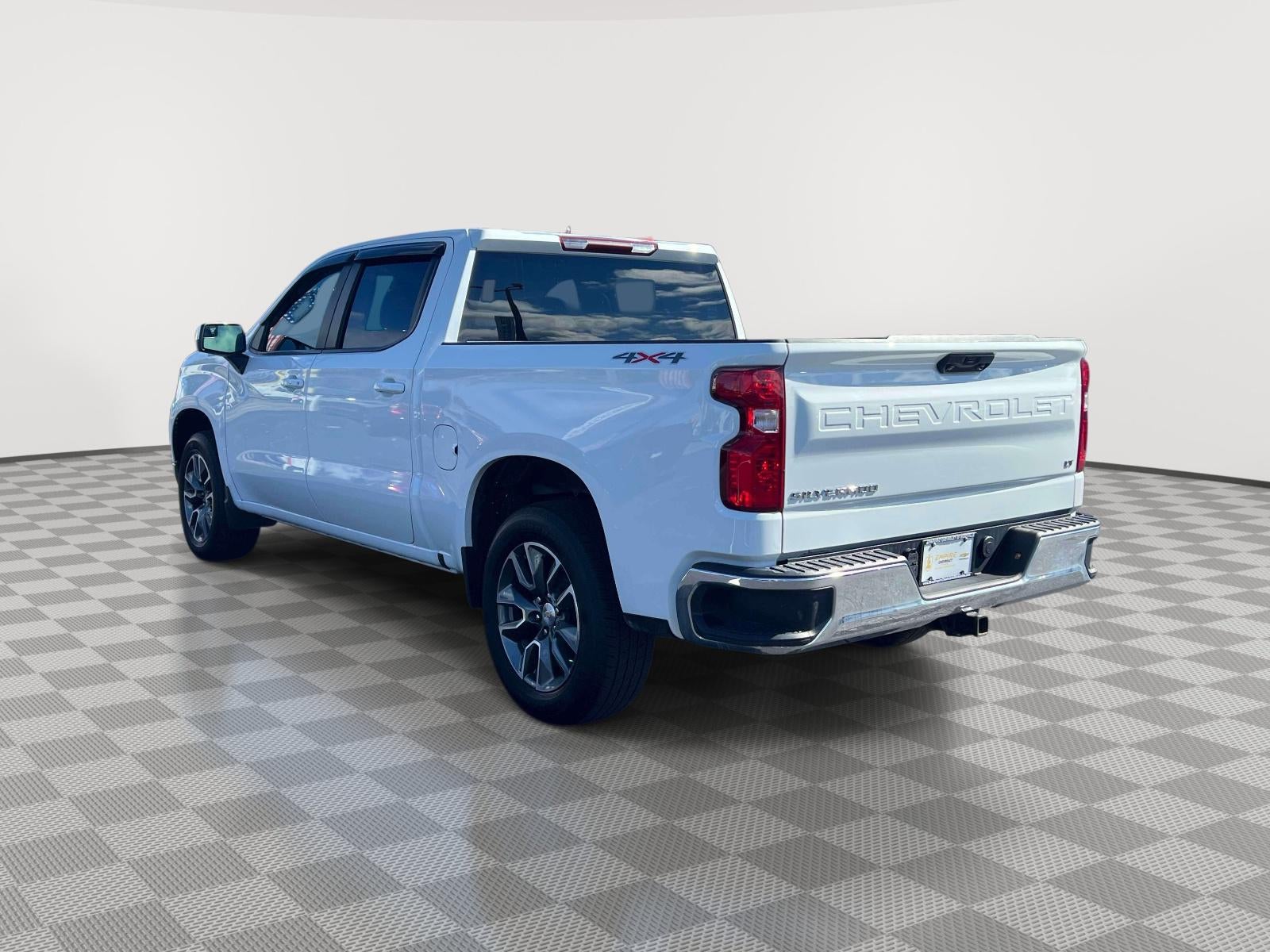 2024 Chevrolet Silverado 1500 4WD Crew Cab Short Bed LT with 2FL