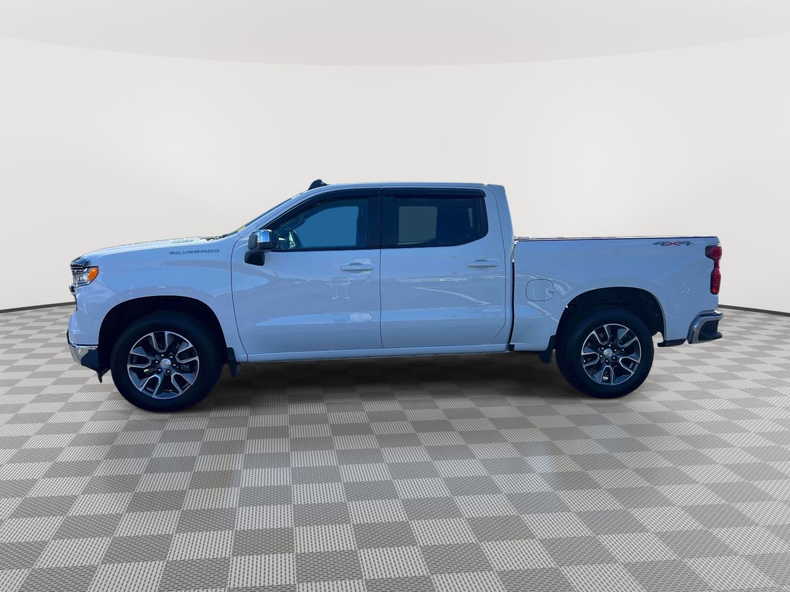 2024 Chevrolet Silverado 1500 4WD Crew Cab Short Bed LT with 2FL