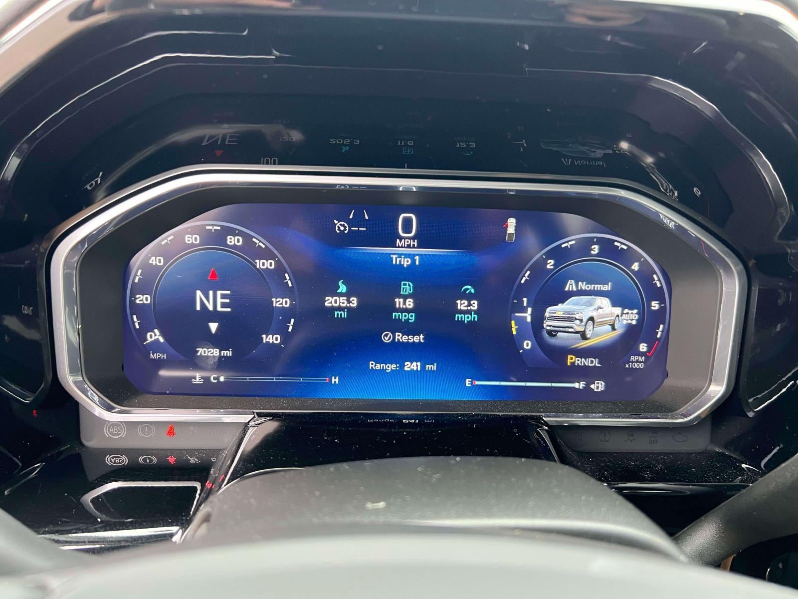 2026 Chevrolet Silverado 1500 4WD Crew Cab Short Bed LT with 2FL