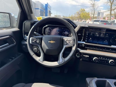 2026 Chevrolet Silverado 1500 4WD Crew Cab Short Bed LT with 2FL