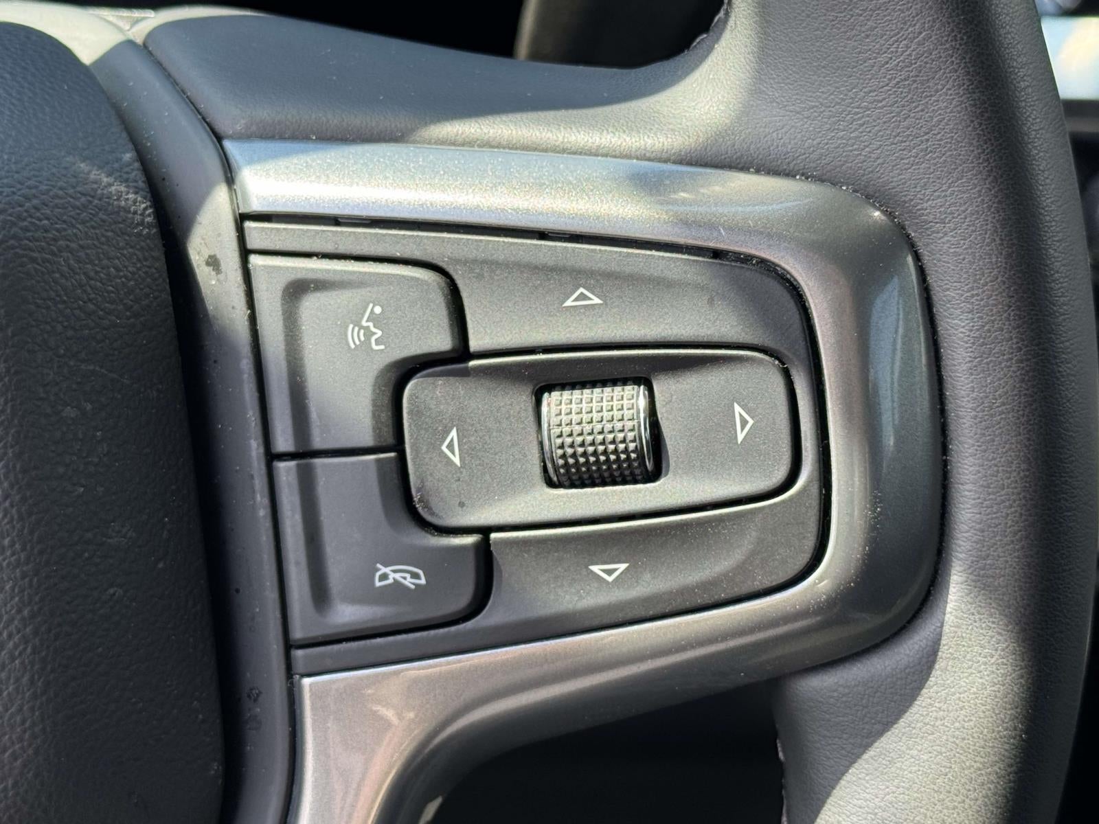 2026 Chevrolet Silverado 1500 4WD Crew Cab Short Bed LT with 2FL
