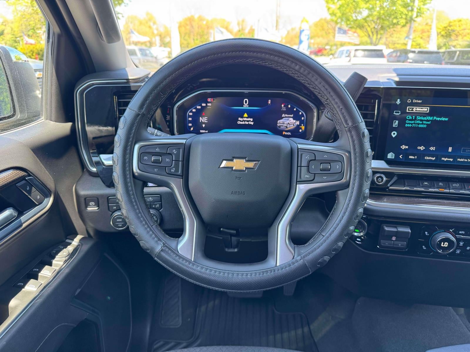 2026 Chevrolet Silverado 1500 4WD Crew Cab Short Bed LT with 2FL