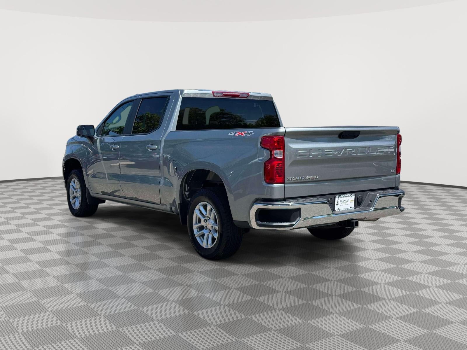 2026 Chevrolet Silverado 1500 4WD Crew Cab Short Bed LT with 2FL
