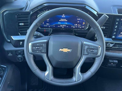 2025 Chevrolet Silverado 1500 4WD Crew Cab Short Bed LT with 2FL