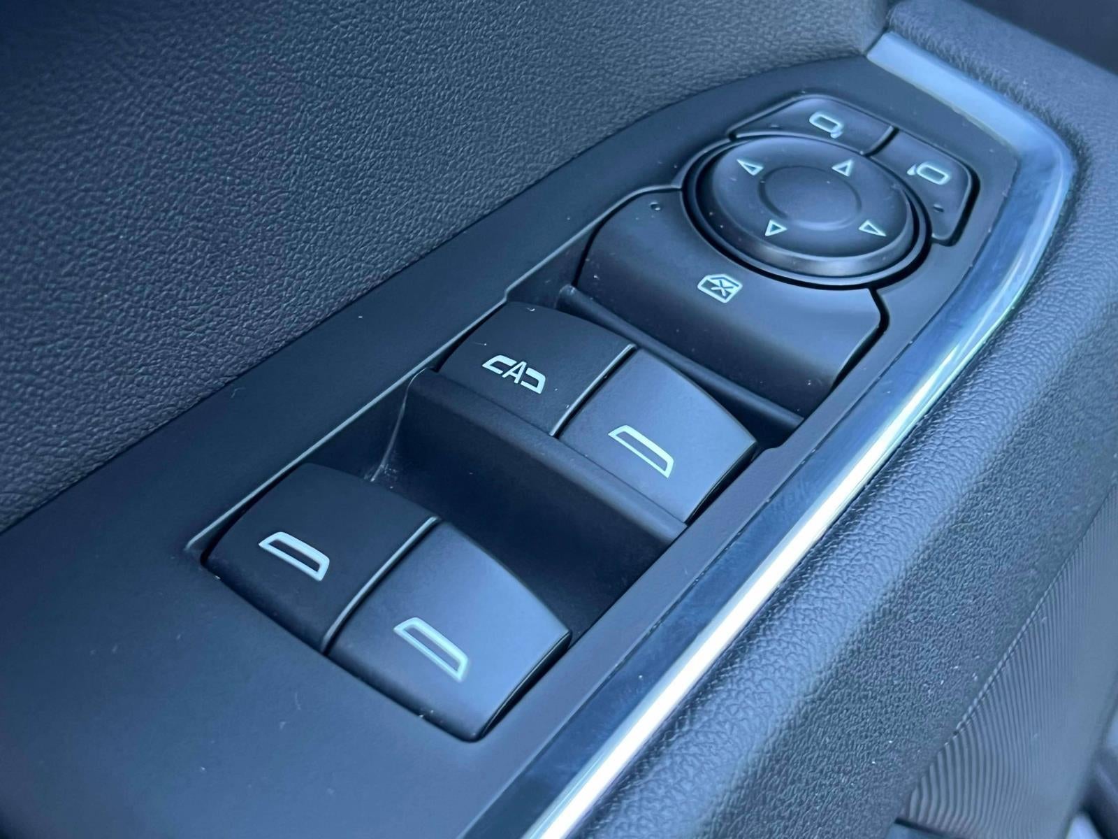 2025 Chevrolet Silverado 1500 4WD Crew Cab Short Bed LT with 2FL