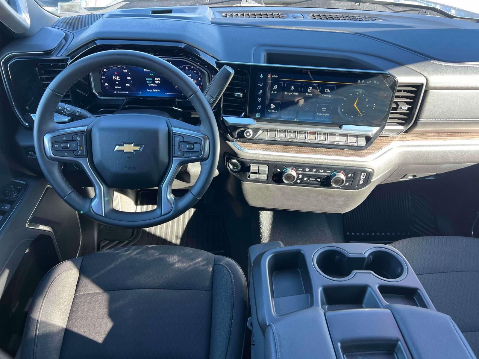 2026 Chevrolet Silverado 1500 4WD Crew Cab Short Bed LT with 2FL