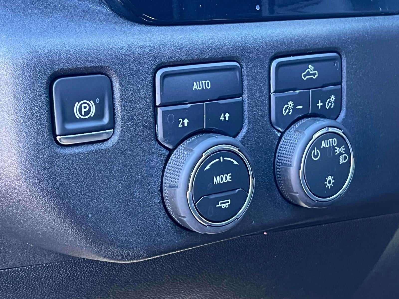 2026 Chevrolet Silverado 1500 4WD Crew Cab Short Bed LT with 2FL