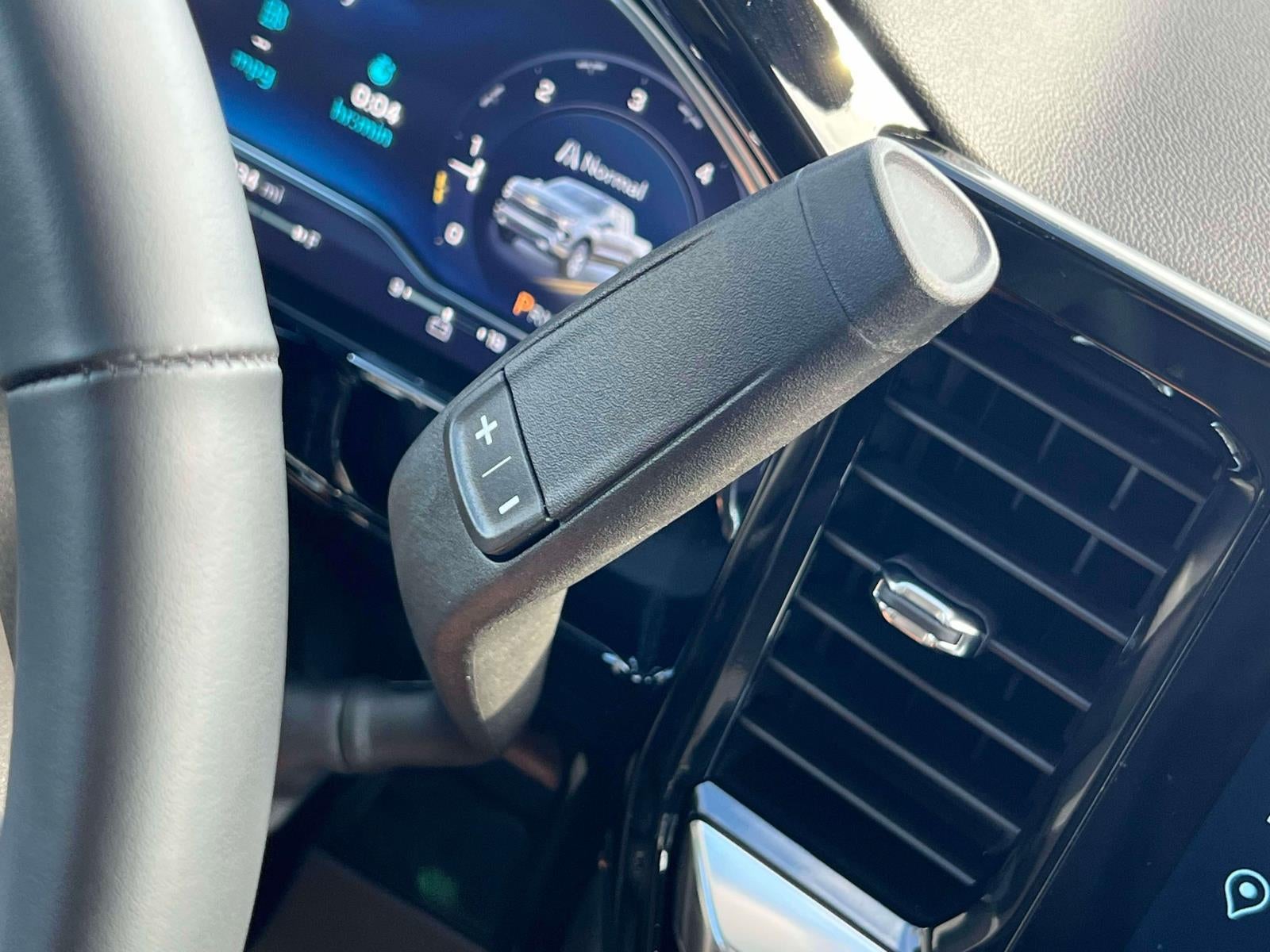 2025 Chevrolet Silverado 1500 4WD Crew Cab Short Bed LT with 2FL