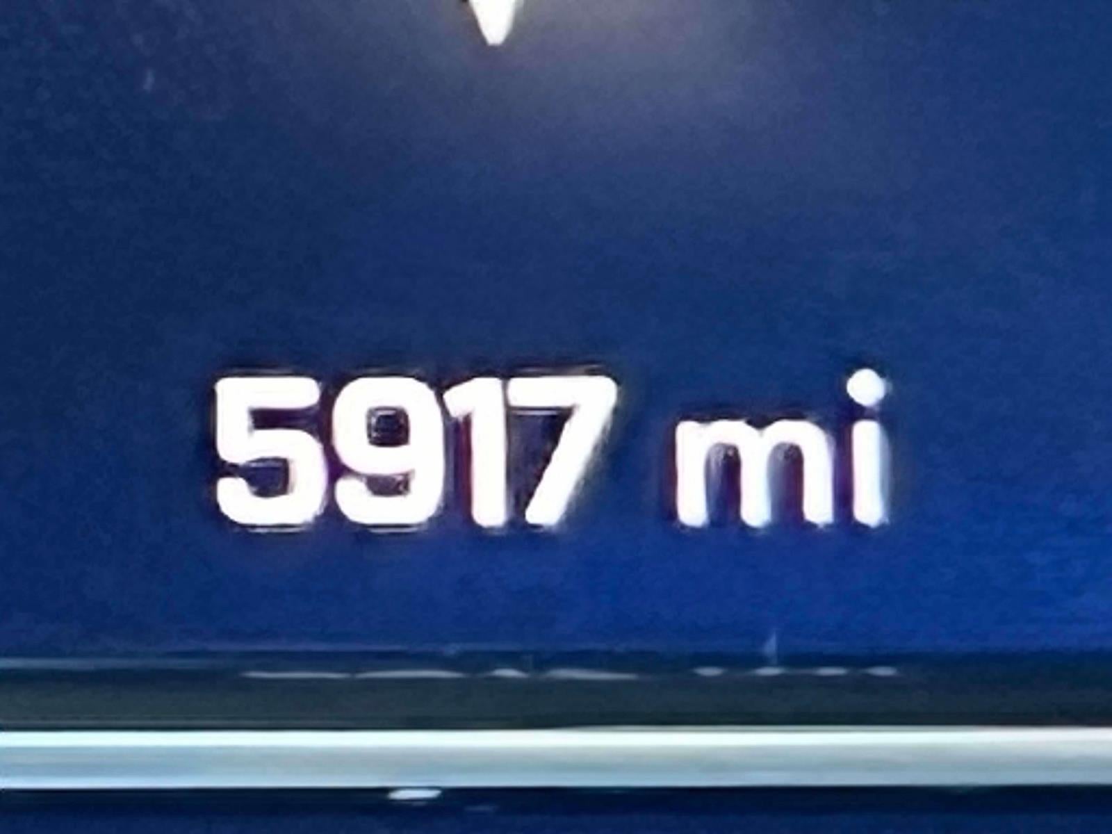 2025 Chevrolet Silverado 1500 4WD Crew Cab Short Bed LT with 2FL