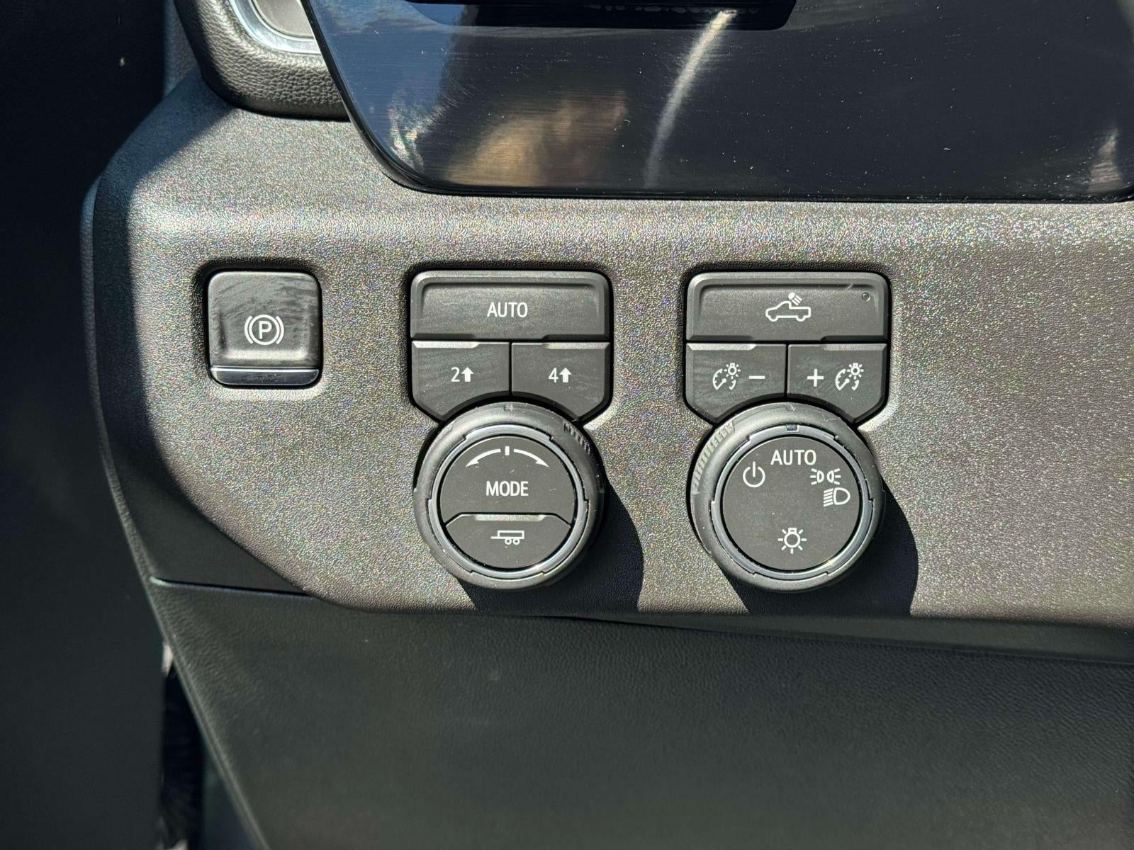 2026 Chevrolet Silverado 1500 4WD Crew Cab Short Bed LT with 2FL