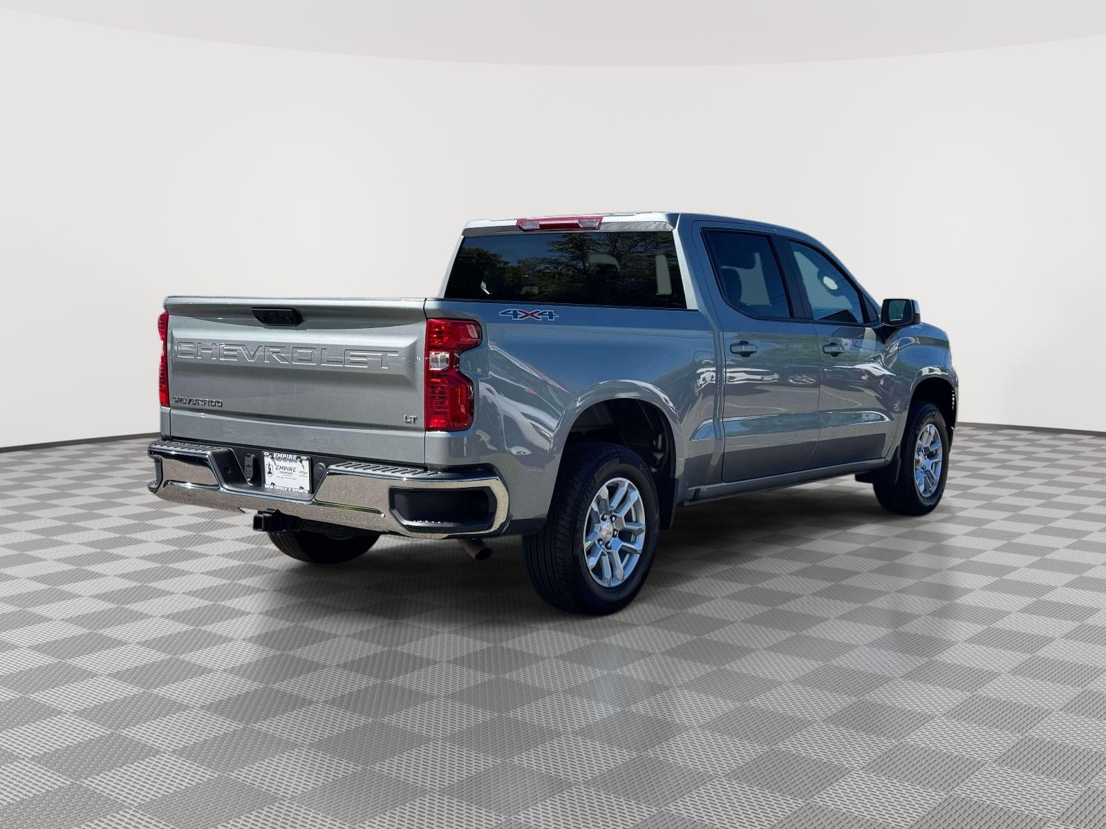 2026 Chevrolet Silverado 1500 4WD Crew Cab Short Bed LT with 2FL