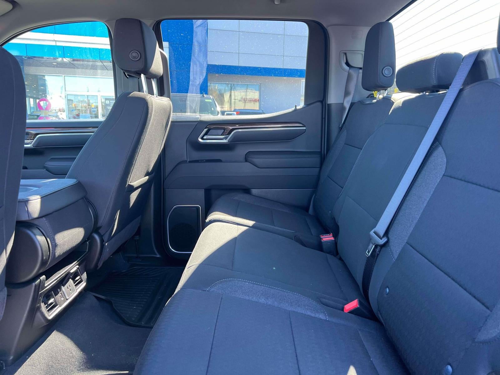 2026 Chevrolet Silverado 1500 4WD Crew Cab Short Bed LT with 2FL