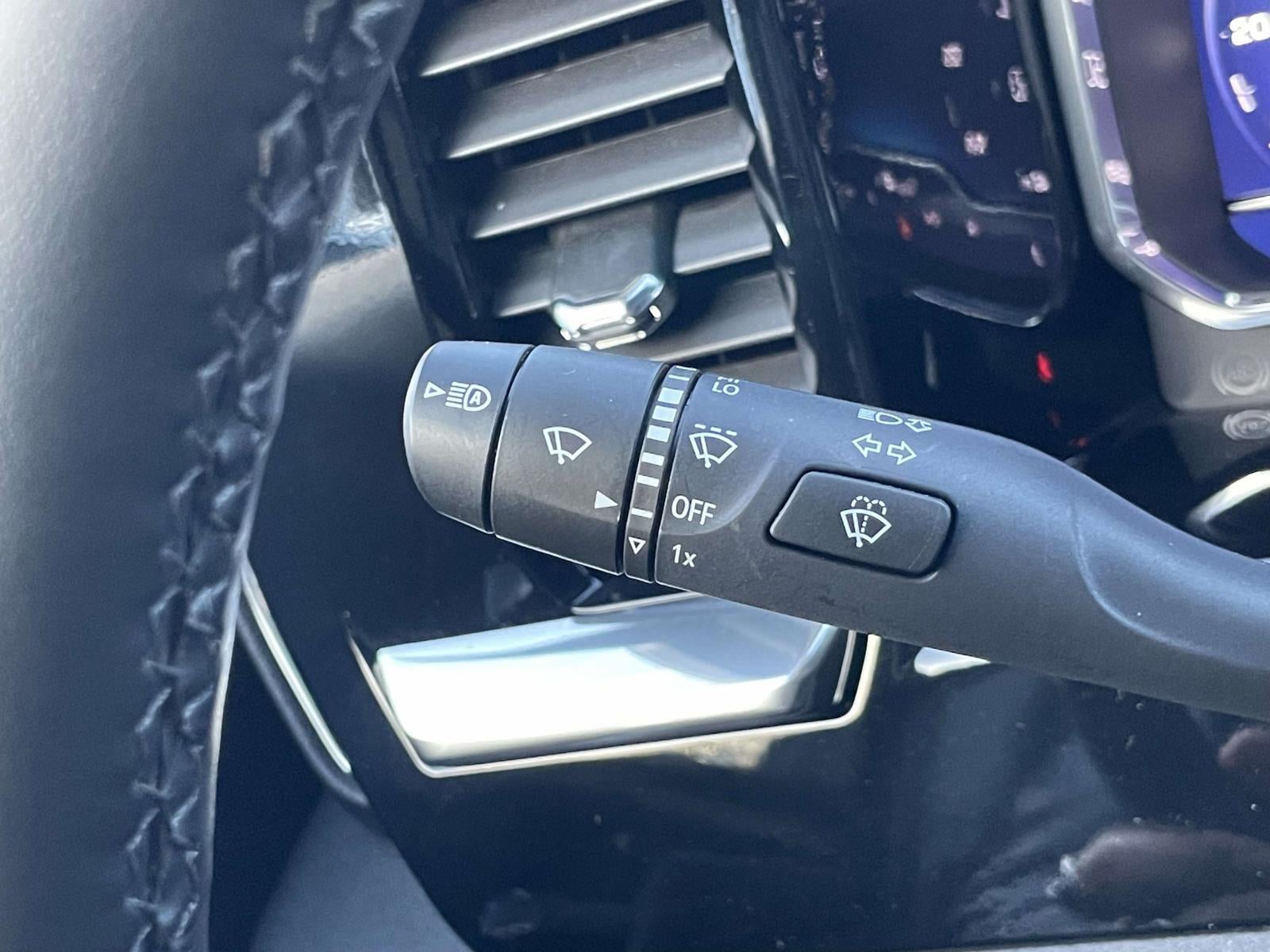 2025 Chevrolet Silverado 1500 4WD Crew Cab Short Bed LT with 2FL