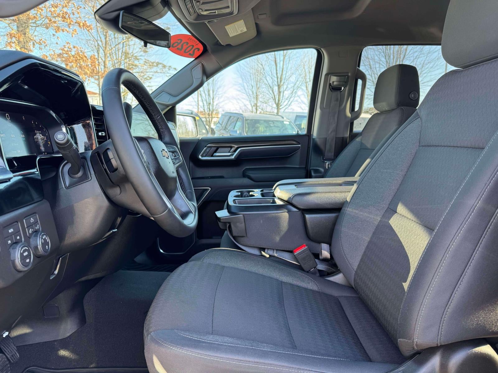 2026 Chevrolet Silverado 1500 4WD Crew Cab Short Bed LT with 2FL