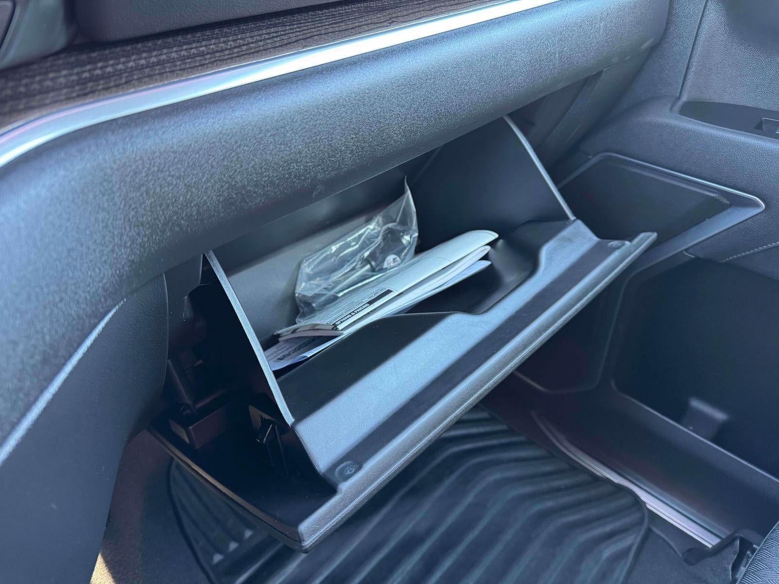 2026 Chevrolet Silverado 1500 4WD Crew Cab Short Bed LT with 2FL