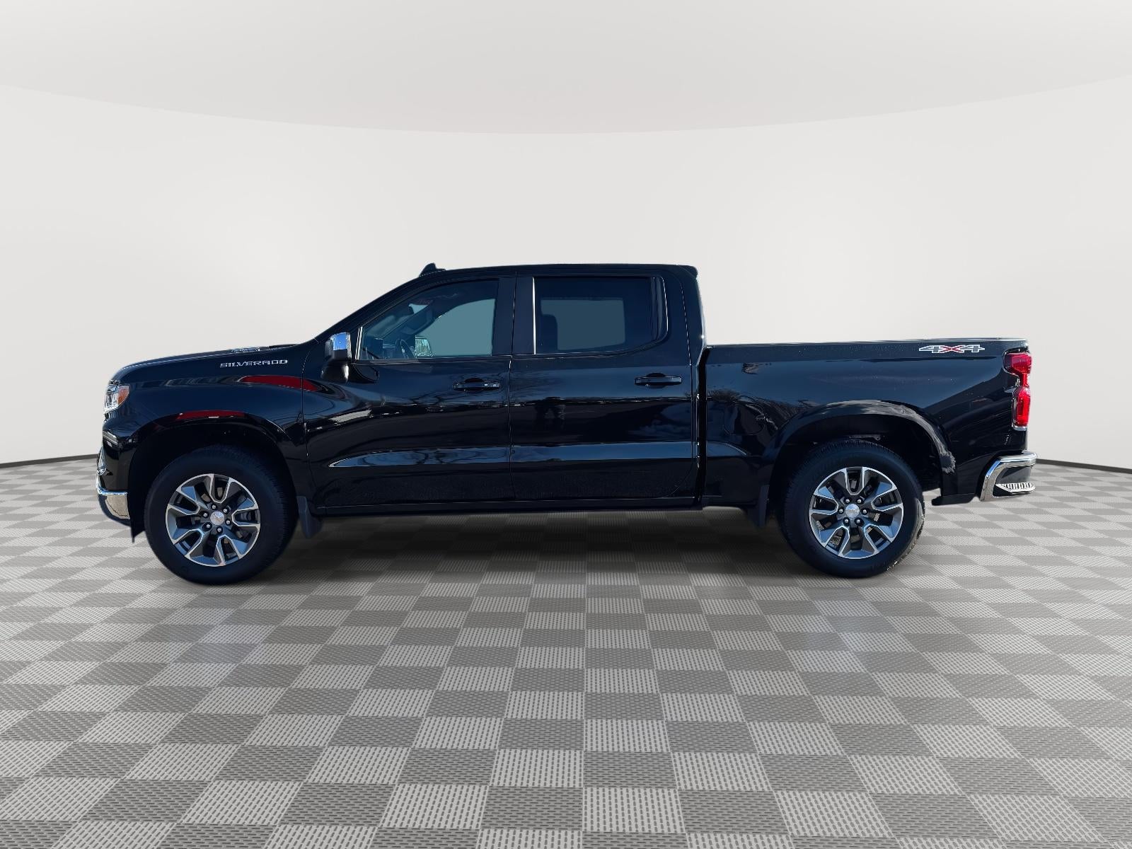 2026 Chevrolet Silverado 1500 4WD Crew Cab Short Bed LT with 2FL