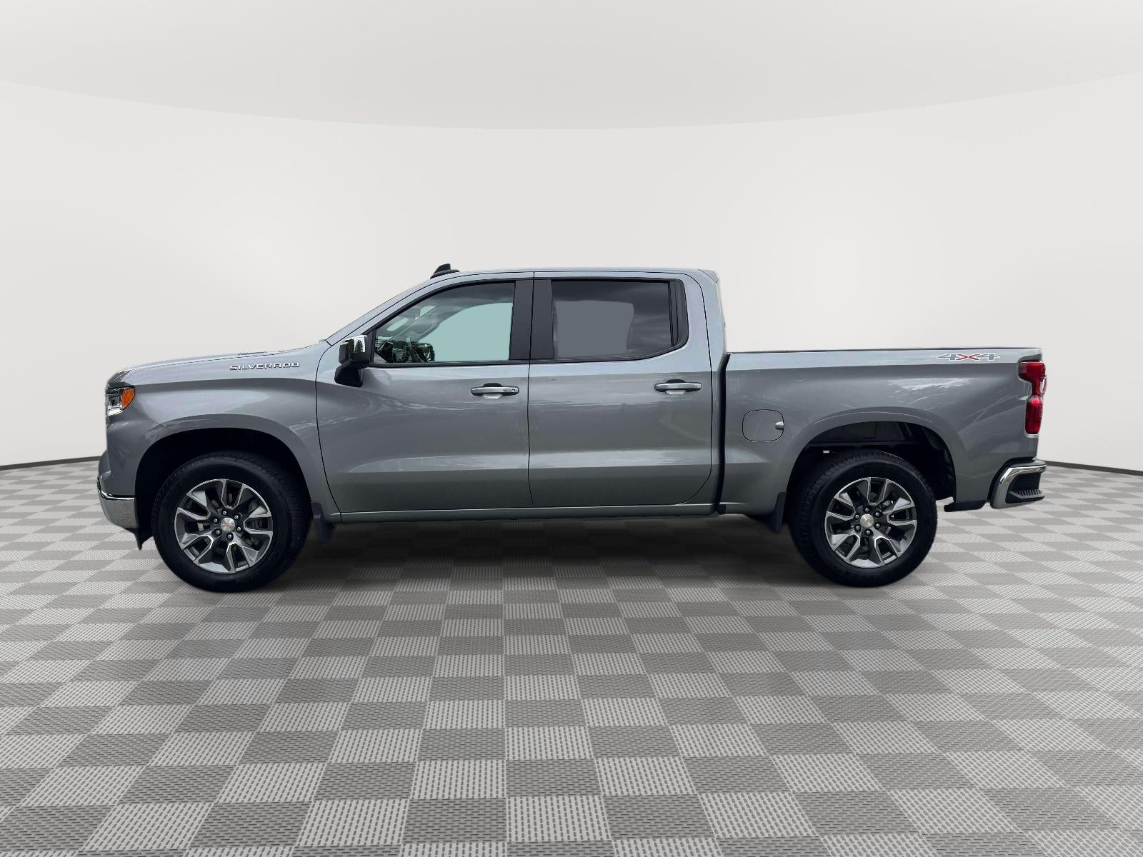2026 Chevrolet Silverado 1500 4WD Crew Cab Short Bed LT with 2FL
