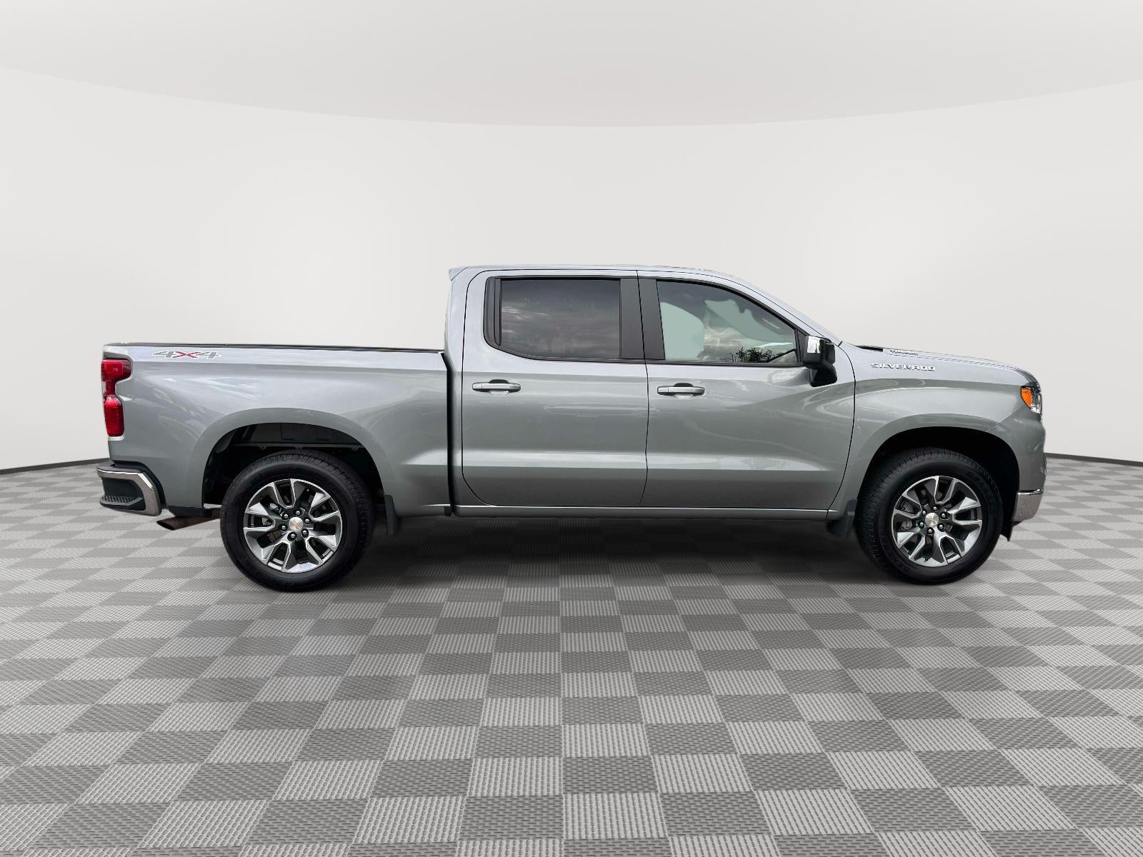 2026 Chevrolet Silverado 1500 4WD Crew Cab Short Bed LT with 2FL