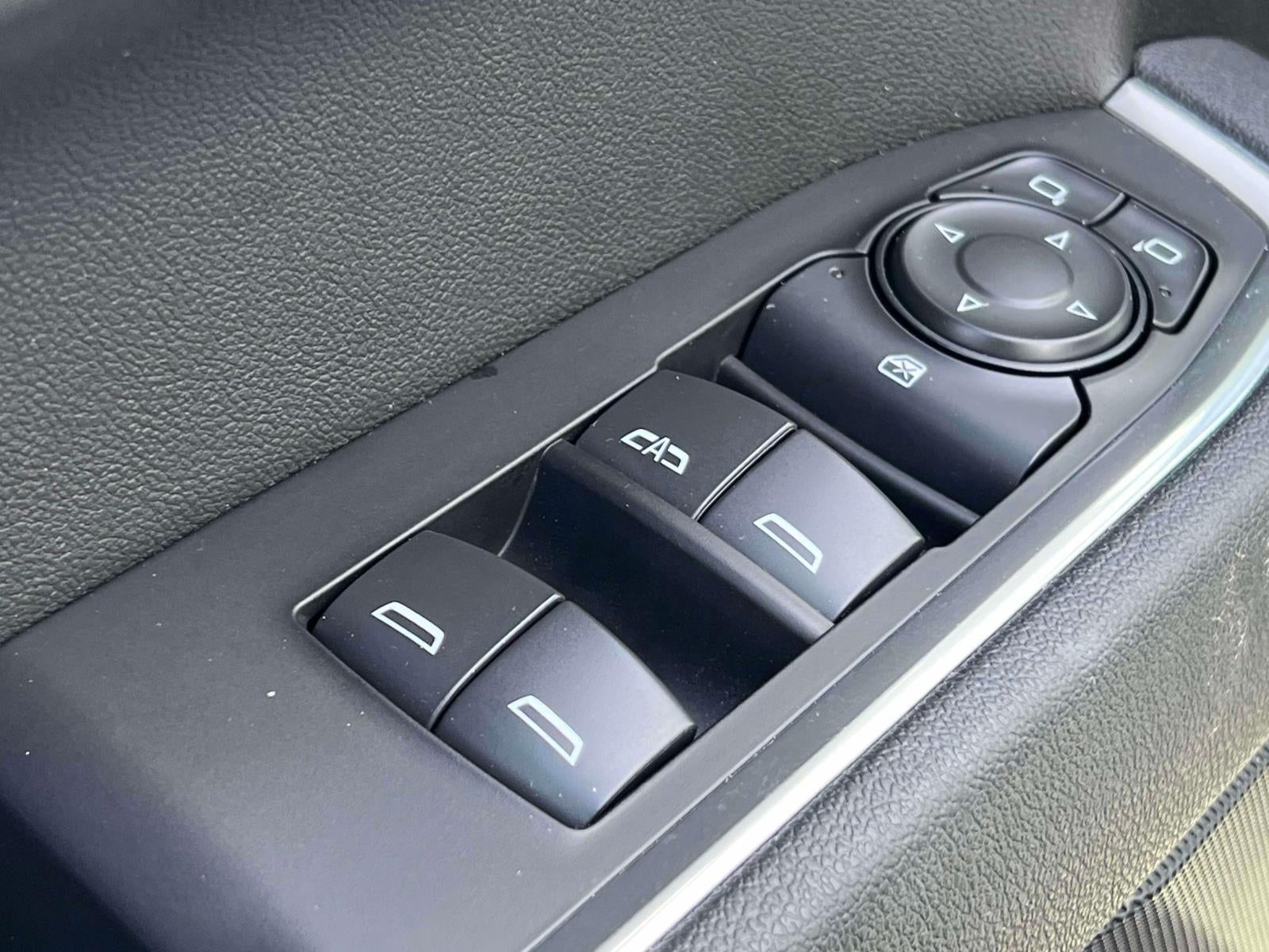 2026 Chevrolet Silverado 1500 4WD Crew Cab Short Bed LT with 2FL