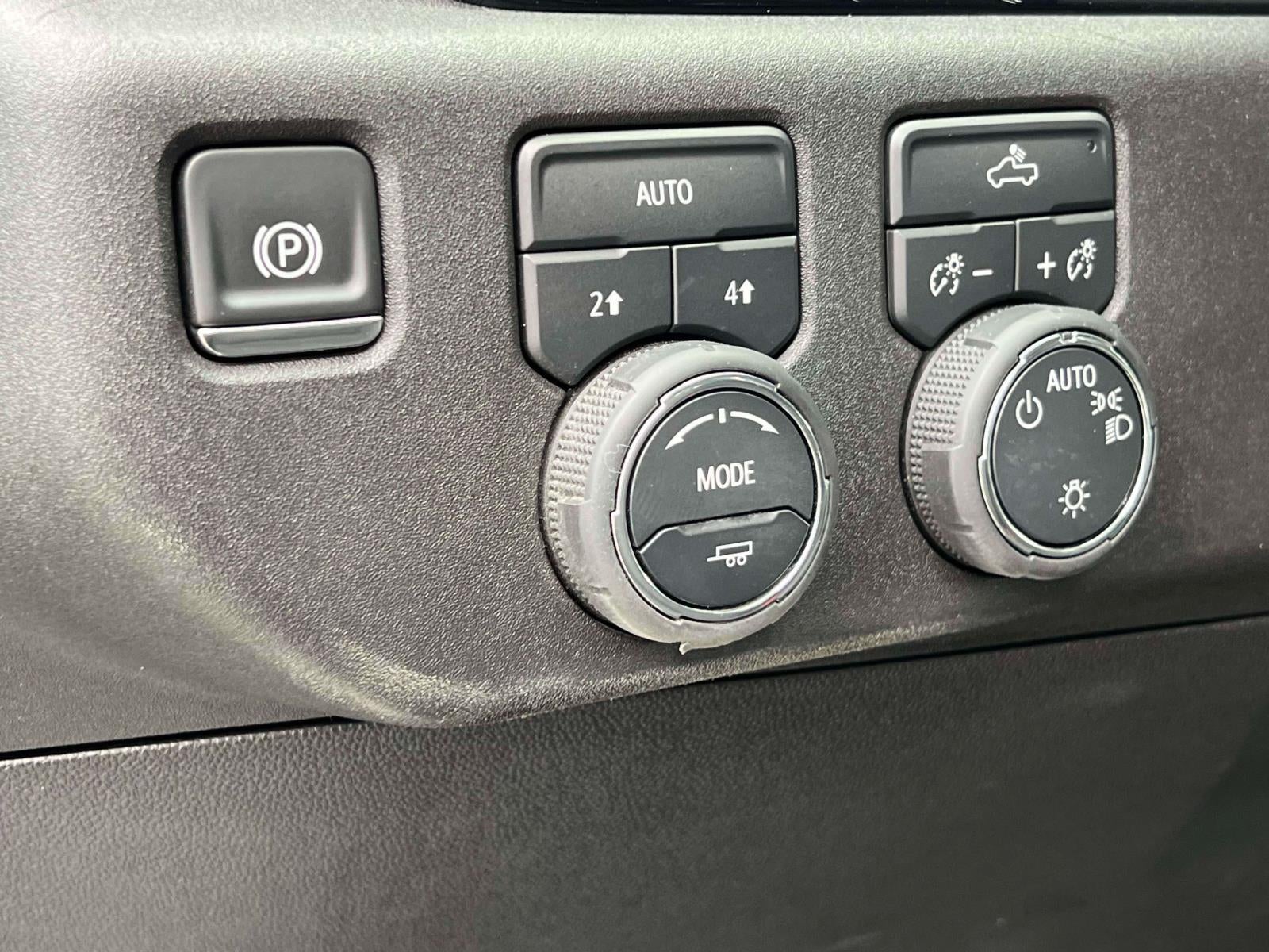 2025 Chevrolet Silverado 1500 4WD Crew Cab Short Bed LT with 2FL