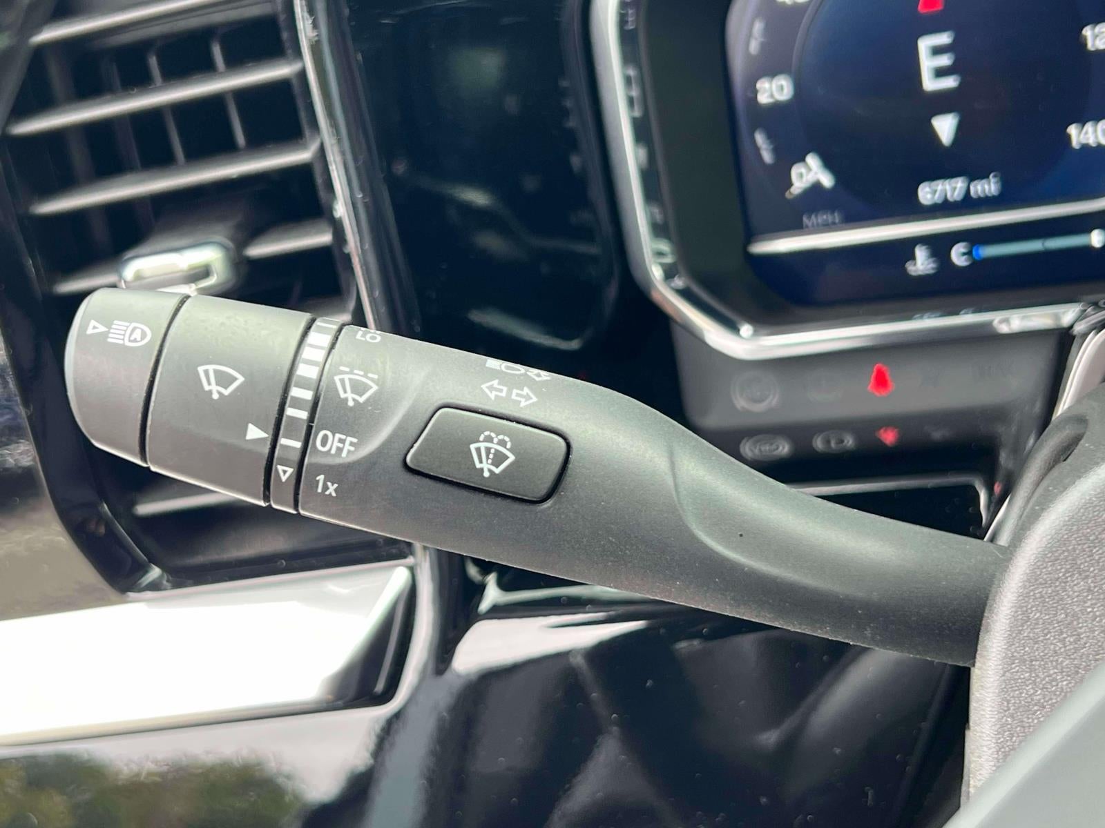 2025 Chevrolet Silverado 1500 4WD Crew Cab Short Bed LT with 2FL