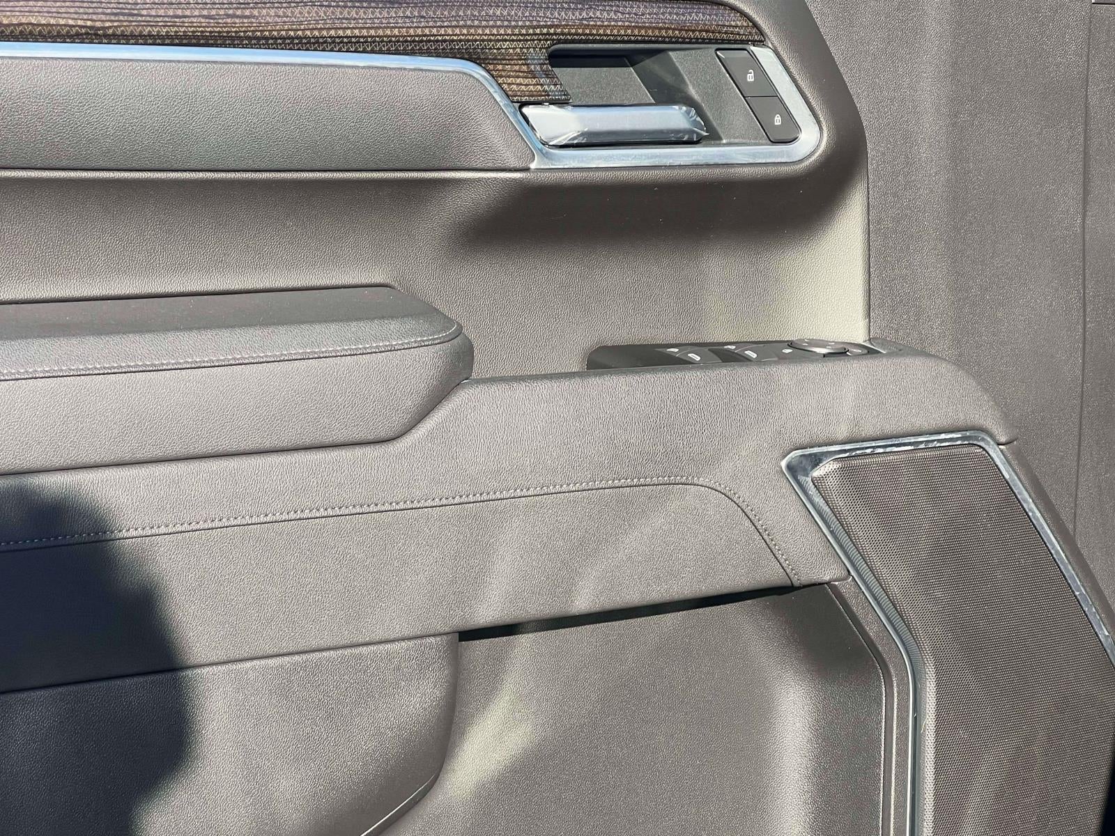 2026 Chevrolet Silverado 1500 4WD Crew Cab Short Bed LT with 2FL