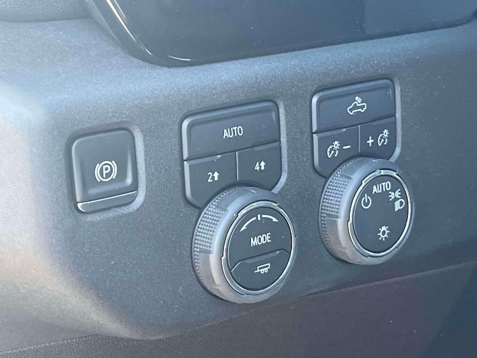 2026 Chevrolet Silverado 1500 4WD Crew Cab Short Bed LT with 2FL