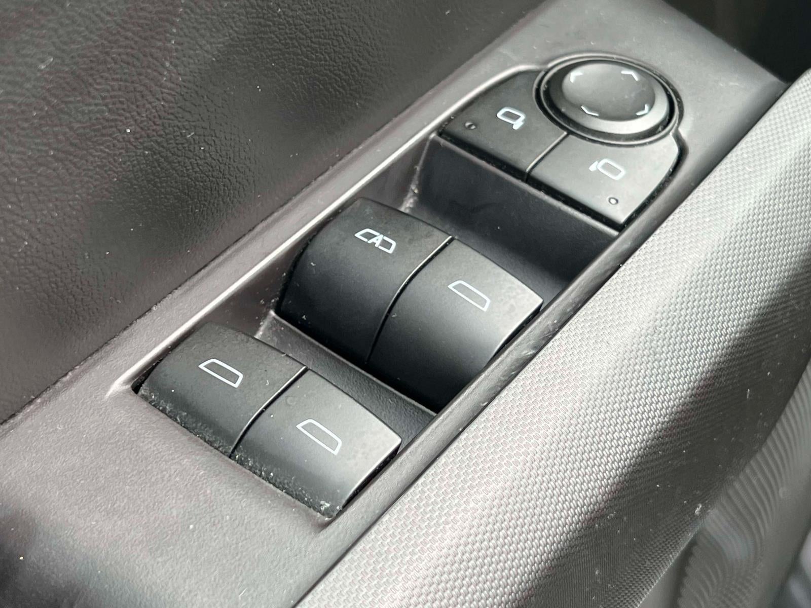 2023 Chevrolet Colorado 4WD Crew Cab Short Box LT