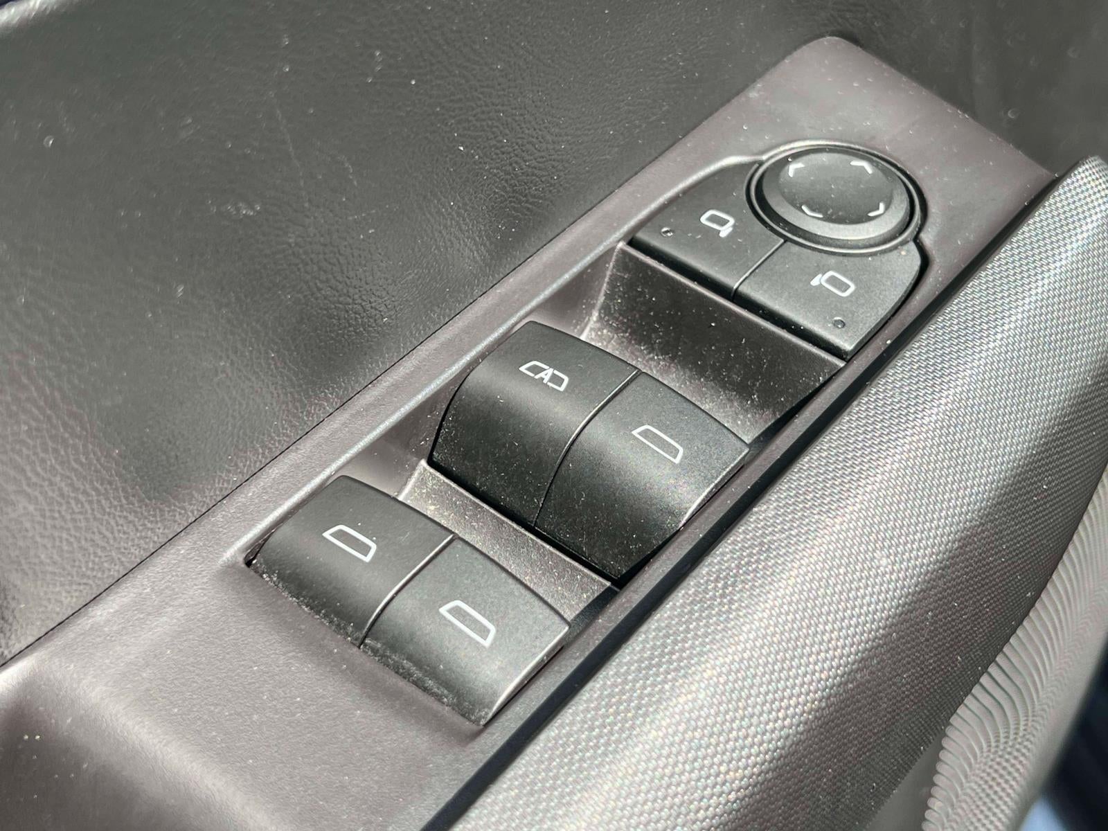 2023 Chevrolet Colorado 4WD Crew Cab Short Box LT