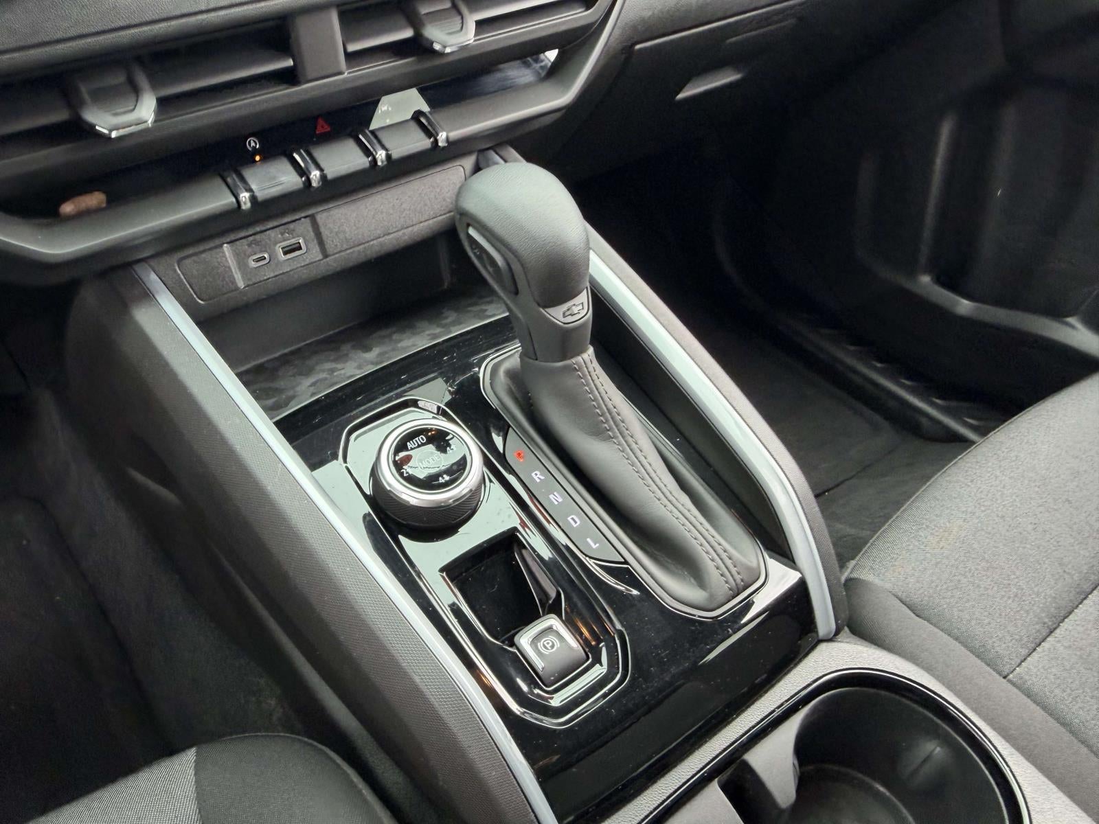 2023 Chevrolet Colorado 4WD Crew Cab Short Box Trail Boss