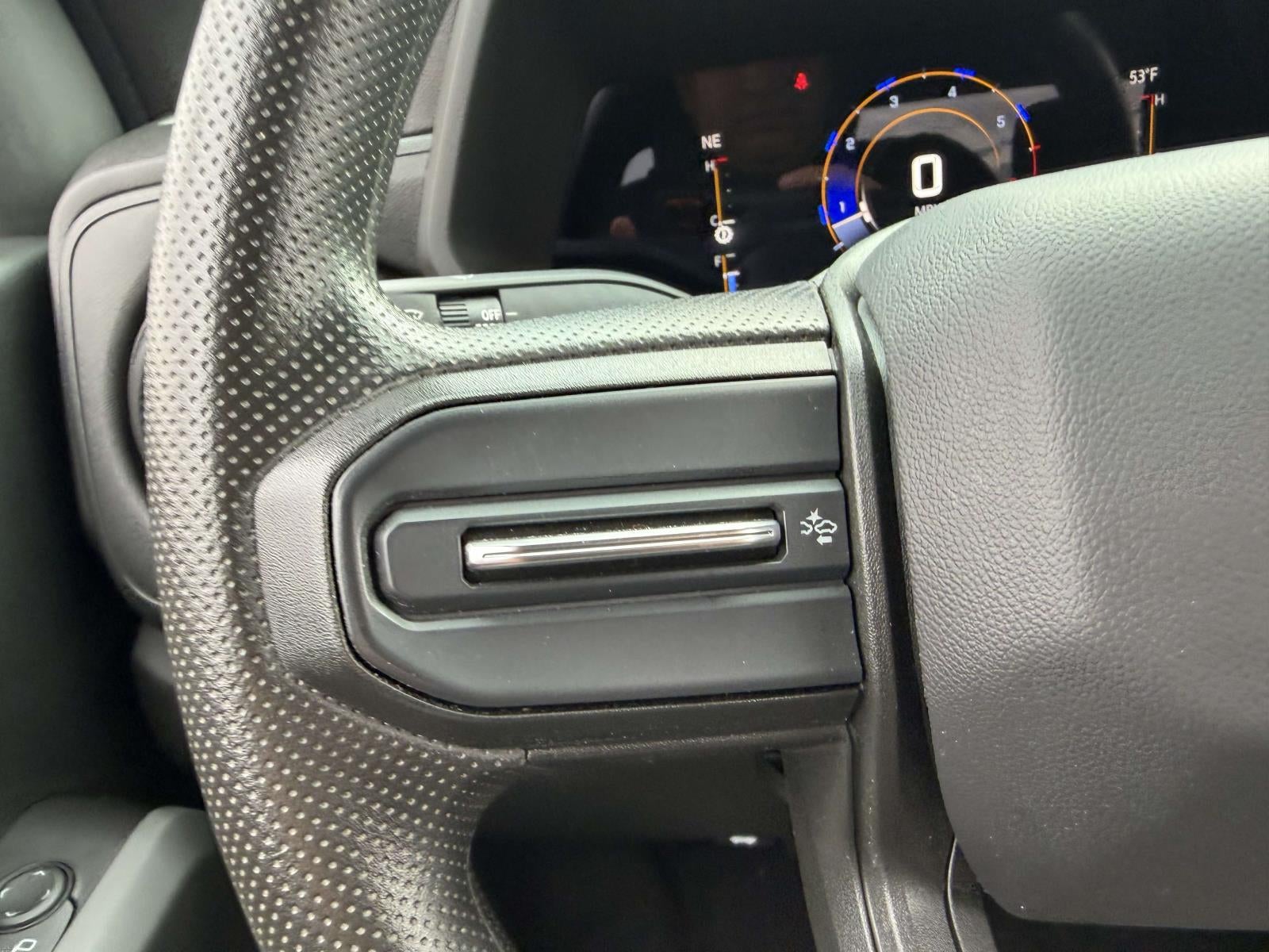 2023 Chevrolet Colorado 4WD Crew Cab Short Box Trail Boss