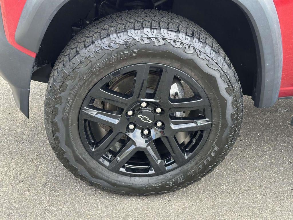 2023 Chevrolet Colorado 4WD Crew Cab Short Box Trail Boss