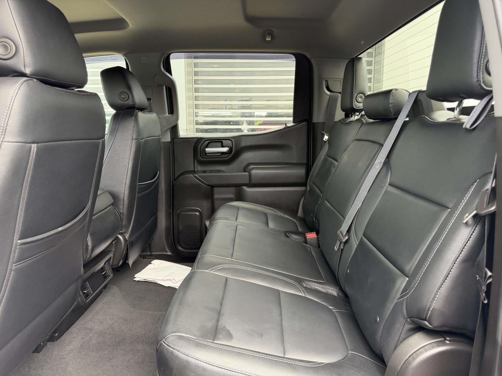 2021 Chevrolet Silverado 1500 4WD Crew Cab Short Bed Custom