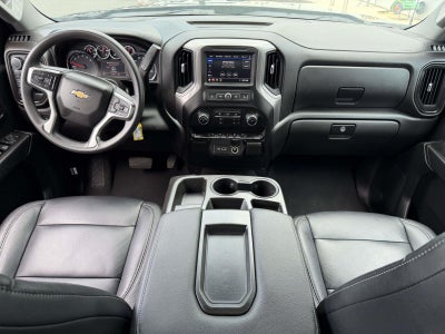 2021 Chevrolet Silverado 1500 4WD Crew Cab Short Bed Custom