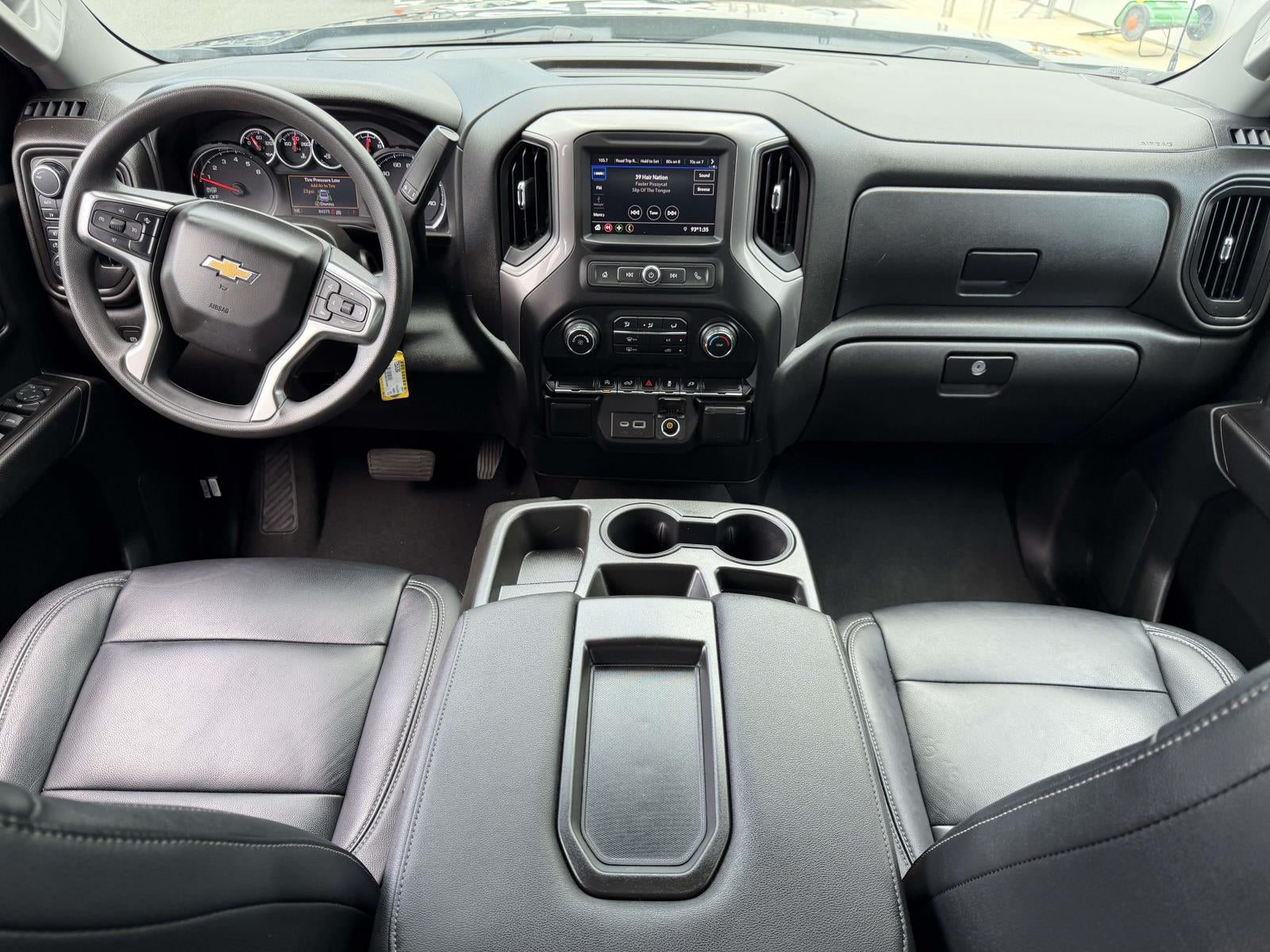 2021 Chevrolet Silverado 1500 4WD Crew Cab Short Bed Custom
