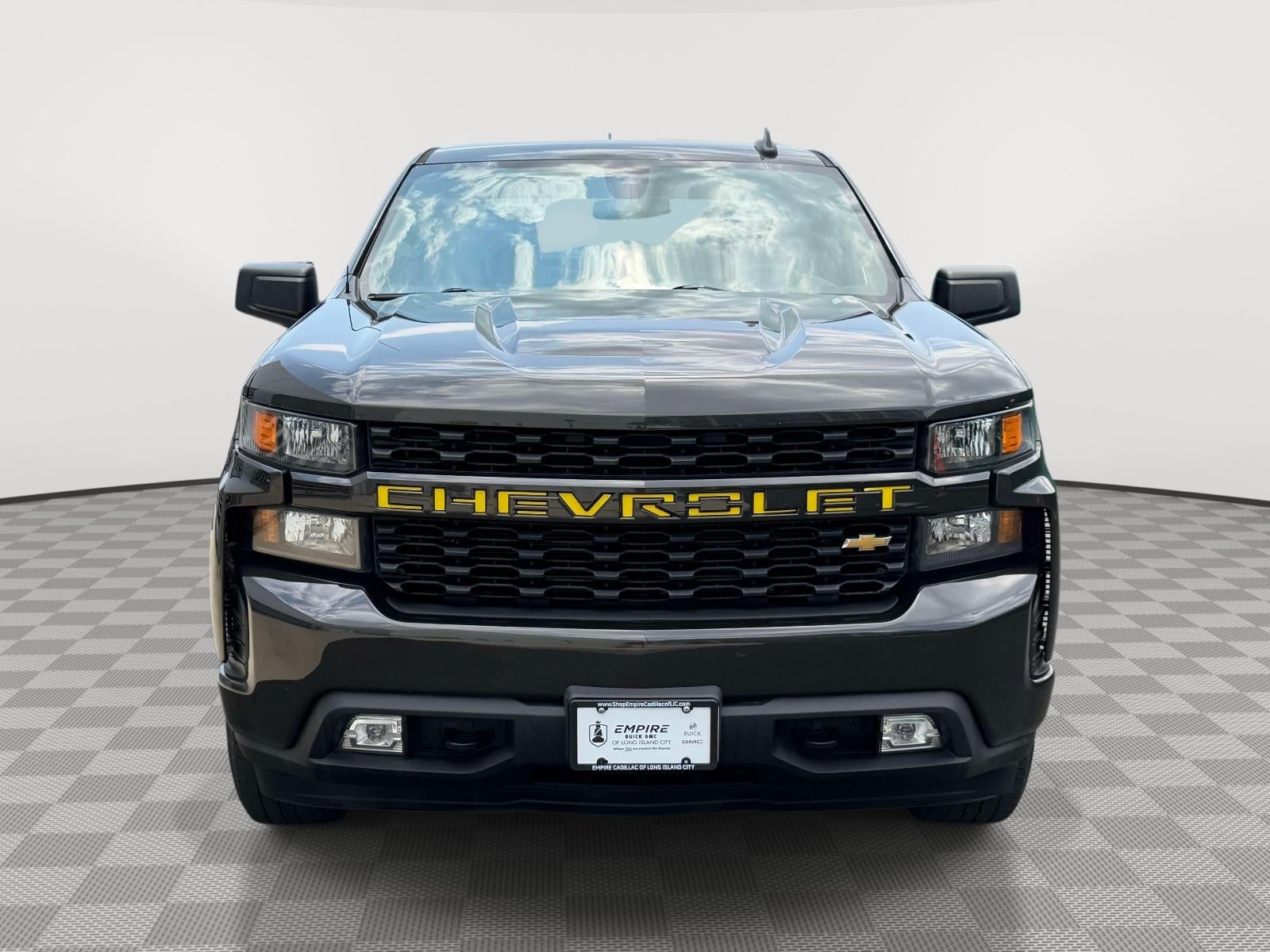 2021 Chevrolet Silverado 1500 4WD Crew Cab Short Bed Custom