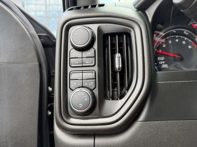 2021 Chevrolet Silverado 1500 4WD Crew Cab Short Bed Custom