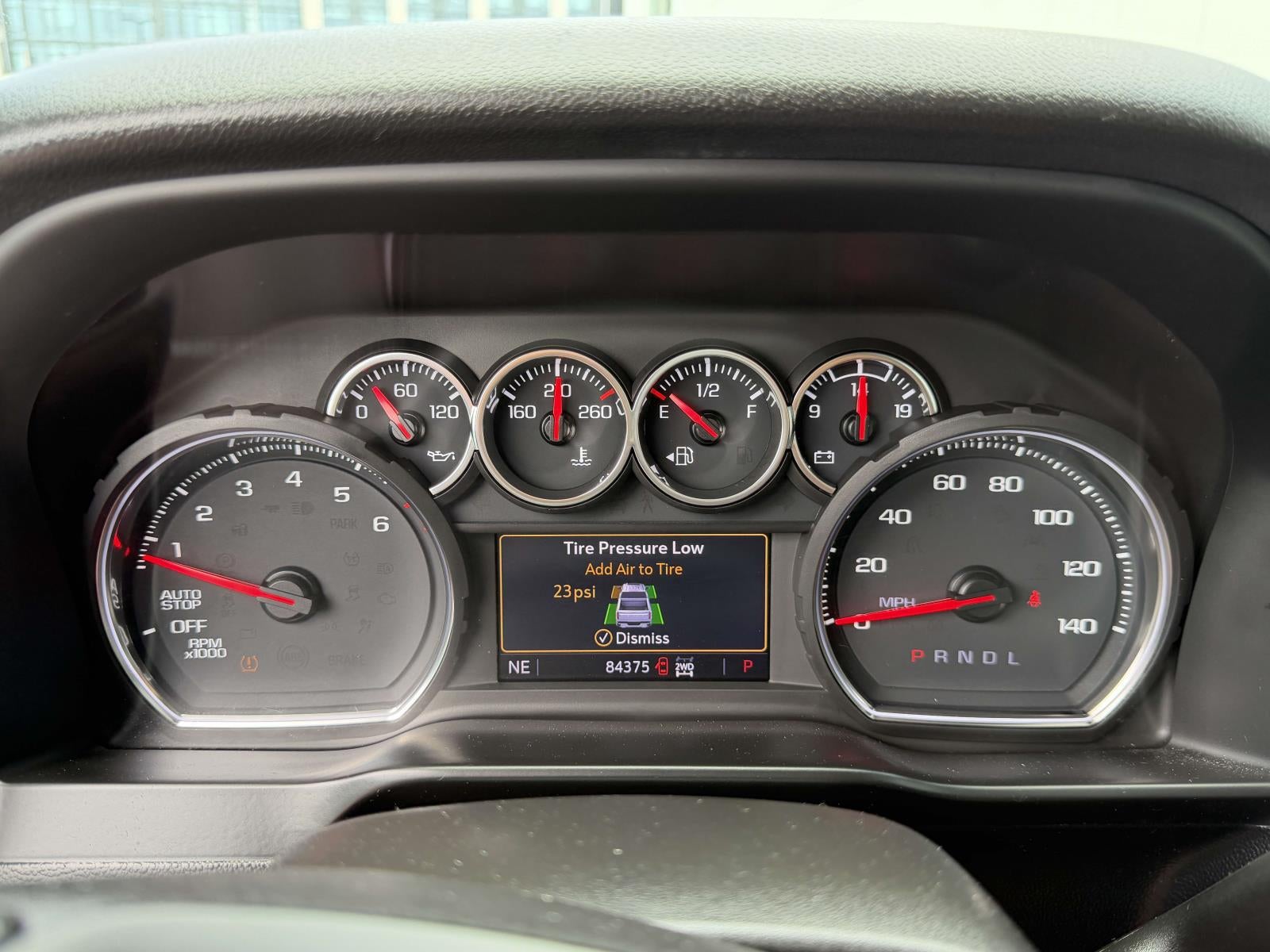 2021 Chevrolet Silverado 1500 4WD Crew Cab Short Bed Custom