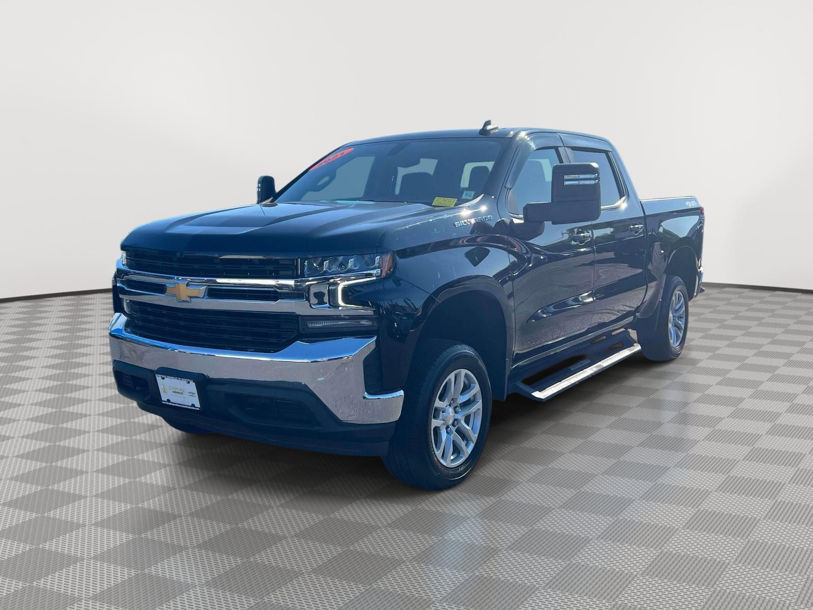 2021 Chevrolet Silverado 1500 4WD Crew Cab Short Bed LT with 2FL